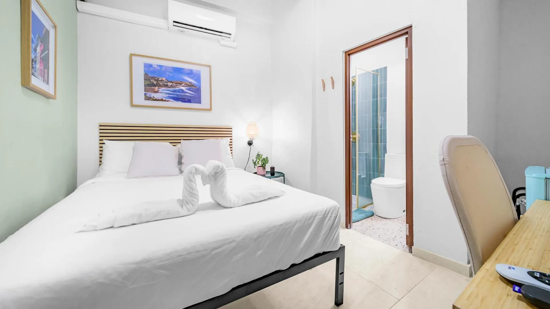 Room 9 Sleek & Serene Stay In San Juan